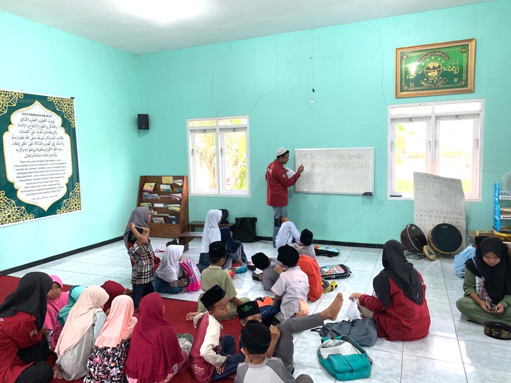 Gambar 3 kegiatan Kejar Ceria (kelompok belajar cerdas dan gembira) 